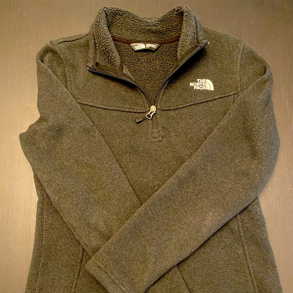Ladies North Face Sweater